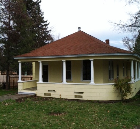 324 North Oregon Street